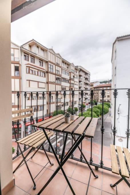 Apartamento De Diseno Junto Al Puerto De Castro Urdialesアパートメント エクステリア 写真