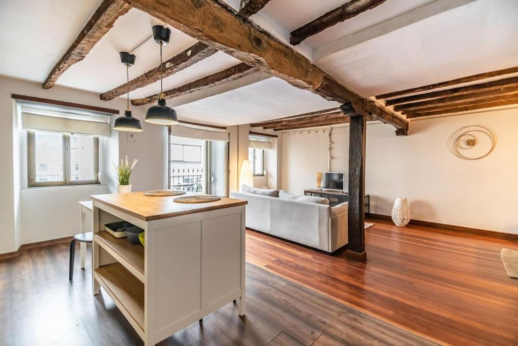 Apartamento De Diseno Junto Al Puerto De Castro Urdialesアパートメント エクステリア 写真
